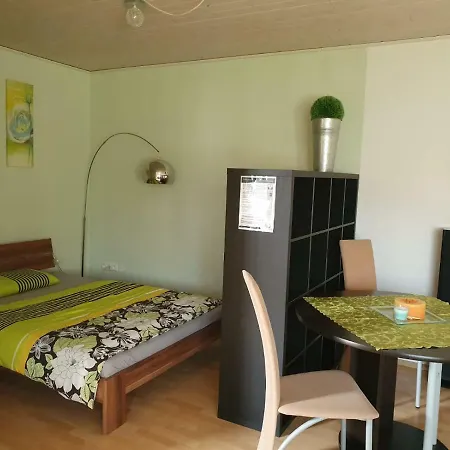 Apartment/ferienwohnung Im Ruhigen In Der Naehe Von Kassel شقة *